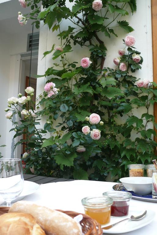 Schreiners Essen Und Wohnen Hotel Vienna Bilik gambar
