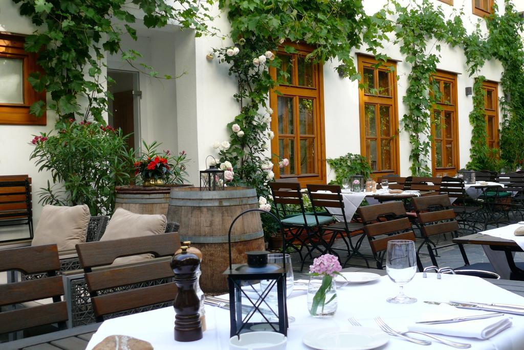 Schreiners Essen Und Wohnen Hotel Vienna Bilik gambar