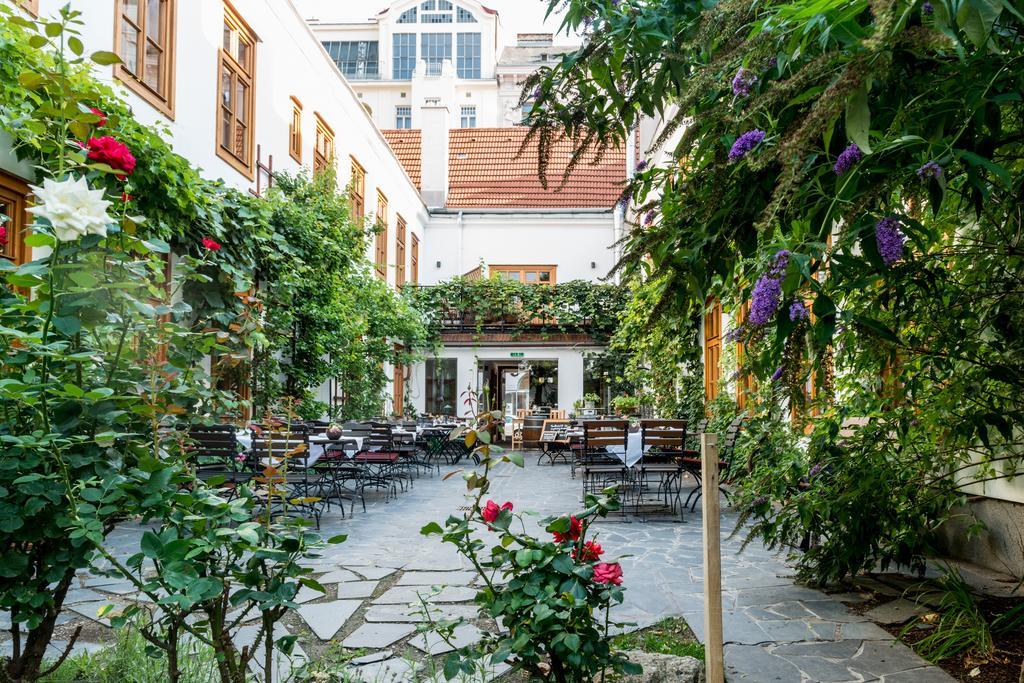 Schreiners Essen Und Wohnen Hotel Vienna Luaran gambar