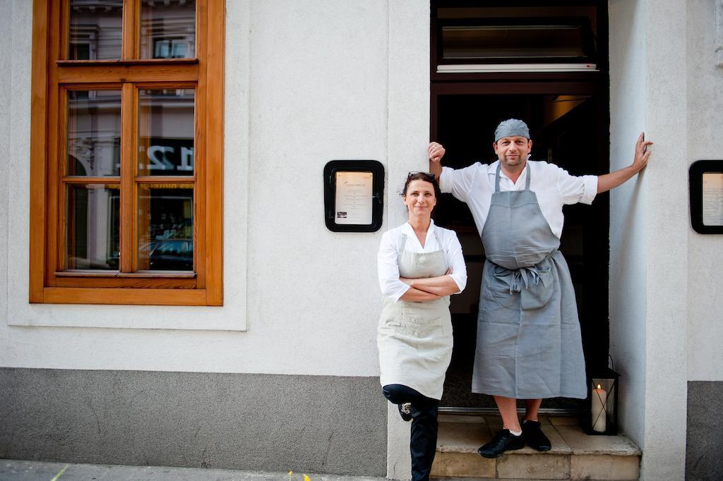 Schreiners Essen Und Wohnen Hotel Vienna Luaran gambar