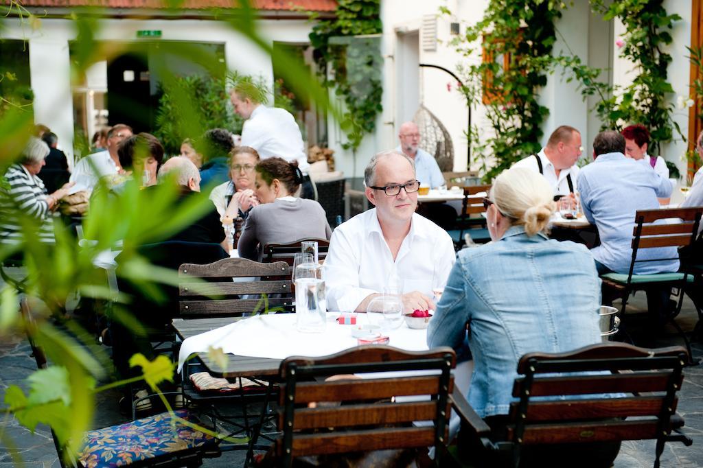 Schreiners Essen Und Wohnen Hotel Vienna Luaran gambar