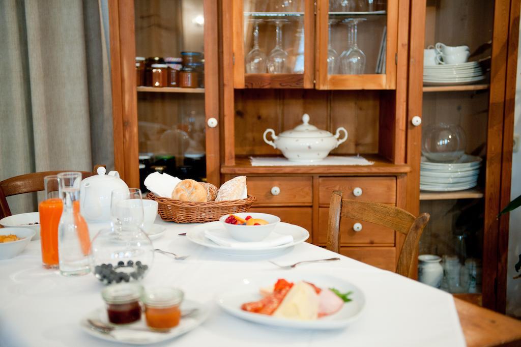Schreiners Essen Und Wohnen Hotel Vienna Bilik gambar