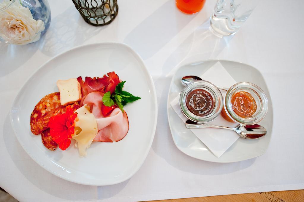 Schreiners Essen Und Wohnen Hotel Vienna Bilik gambar