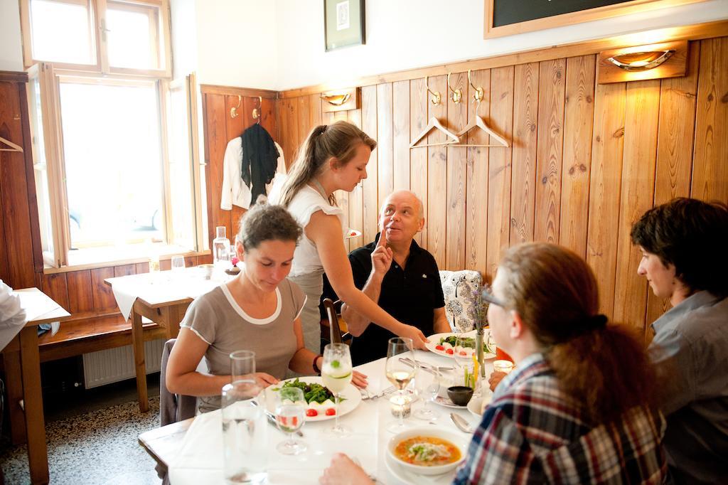 Schreiners Essen Und Wohnen Hotel Vienna Luaran gambar